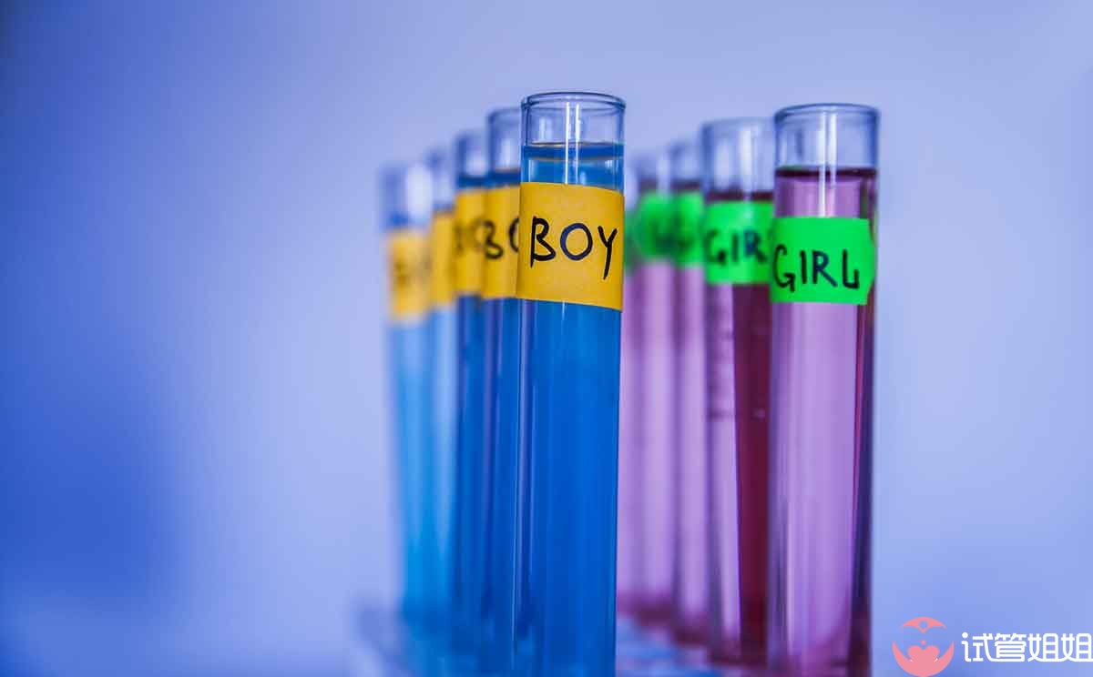 孕妇怀男孩和怀女孩的睡觉特征是不是不一样